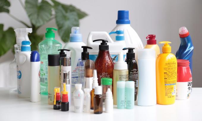 Getränk 1.5KW/chemische Fabrik-füllende mit einer Kappe bedeckende Maschine