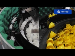 Füllleitung für Toilettenreinigungsflüssigkeit, Verschließen und Verschrauben in einem