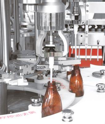 automatische Mützenmacher-Maschine der Flaschen-4KW mit Kappen-Zufuhr