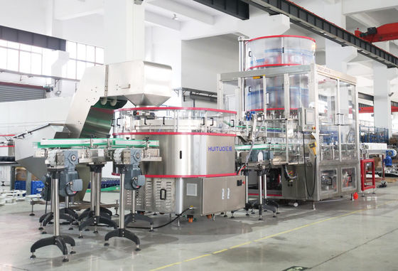 Antiseptischer Handdesinfizierer-füllende mit einer Kappe bedeckende Maschine 12000B/h 4KW
