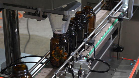 Füller-Mützenmacher-Machine With PLC-Steuerung der Kapsel-4000W