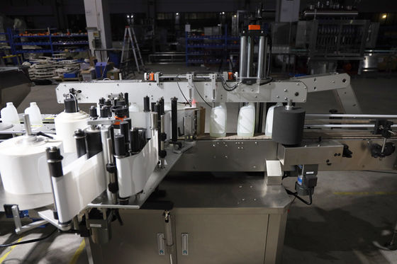 Sterilisierungswasser-füllende mit einer Kappe bedeckende Maschine 3C 380V